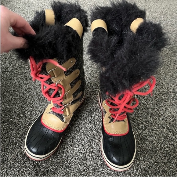Sorel Tofino Brown,Tan, Red, blackHerringbone Lace Up Womens Winter Boots Size 5 - Picture 9 of 11